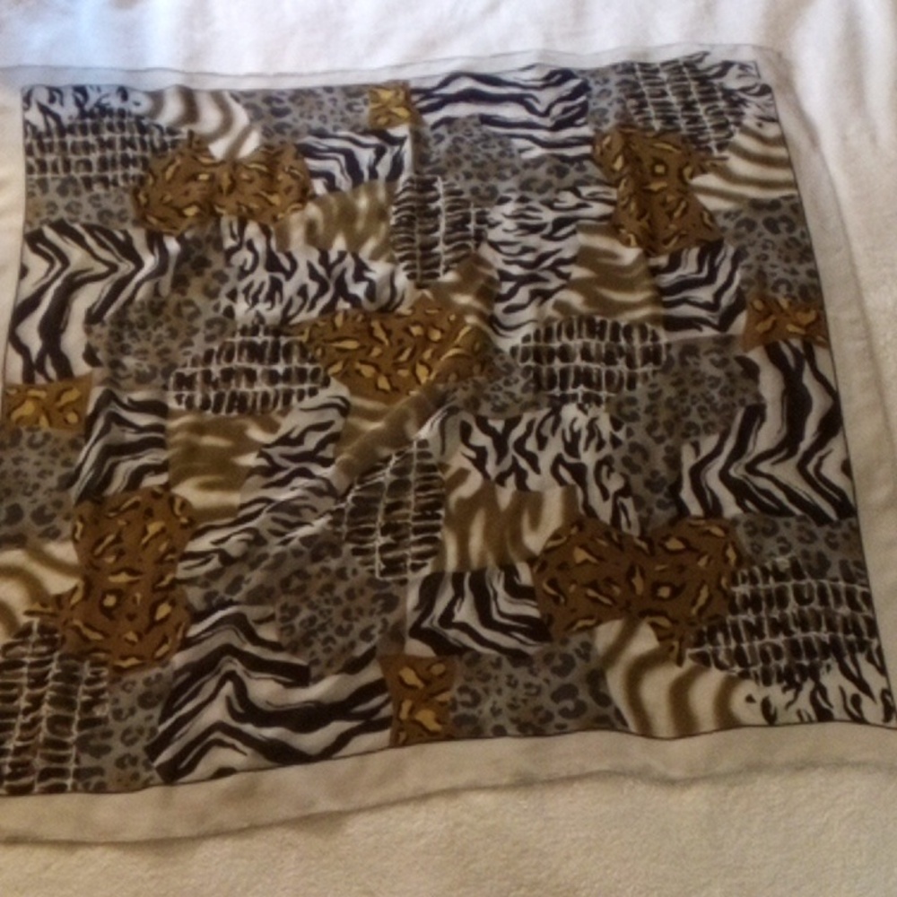 BEAUTIFUL ANIMAL SHALL ... SCARF..OR HEAD WRAP